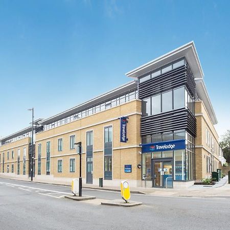 Travelodge London Richmond Central Bagian luar foto