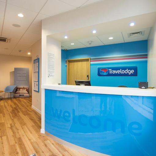 Travelodge London Richmond Central Bagian luar foto