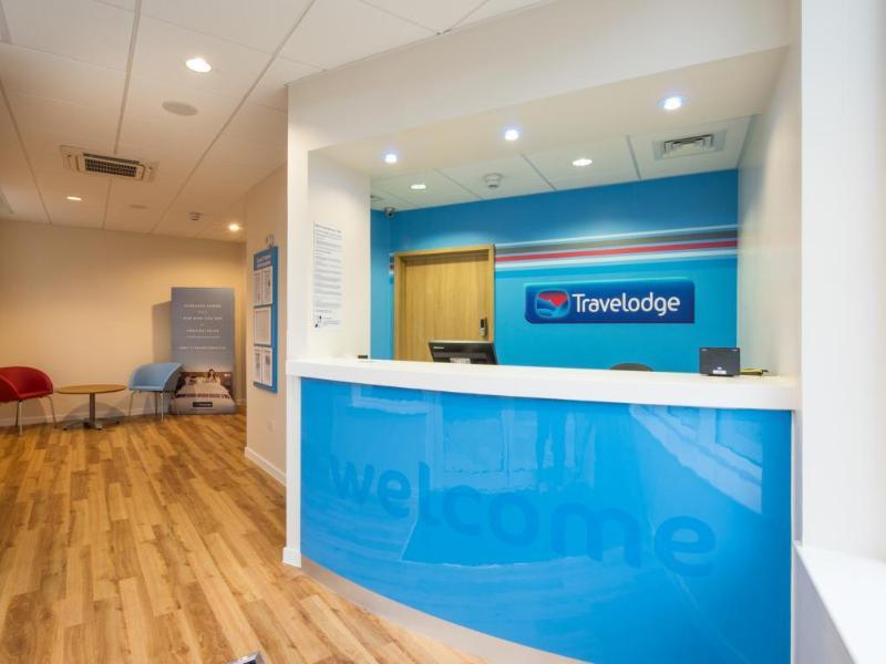 Travelodge London Richmond Central Bagian luar foto