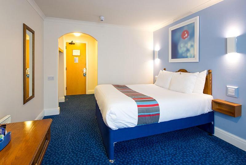 Travelodge London Richmond Central Bagian luar foto